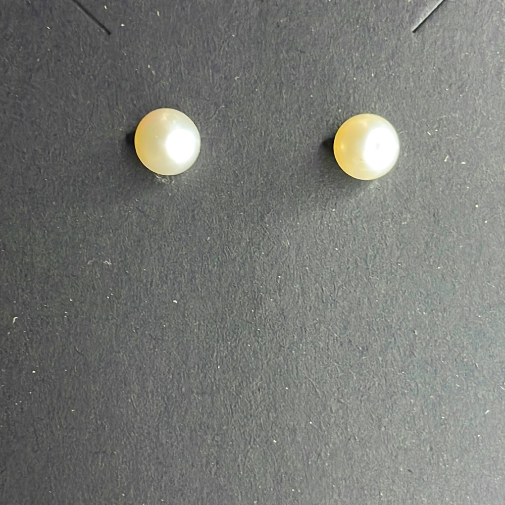 Vintage faux Pearl Earrings